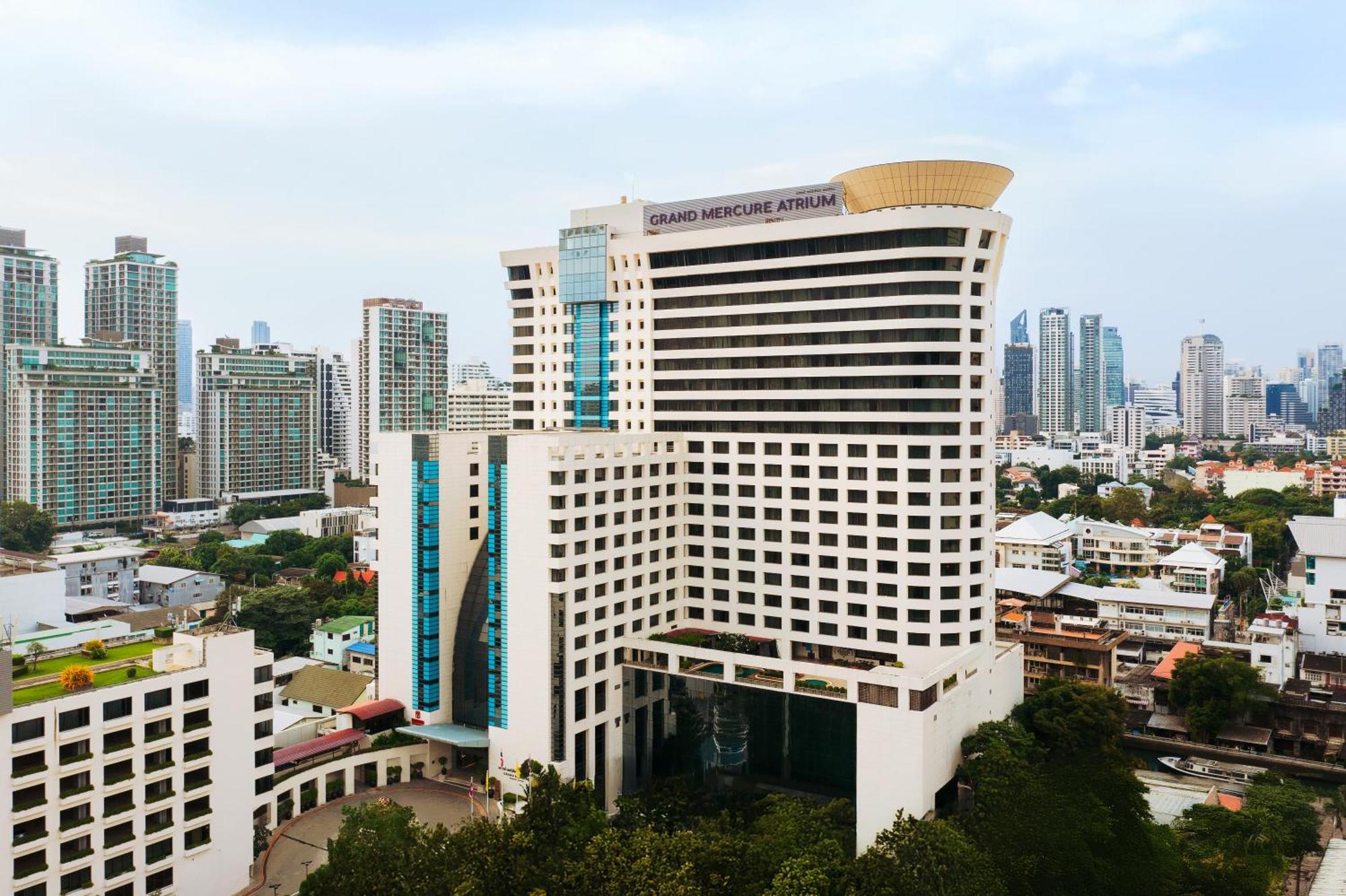 Grand Mercure Bangkok Atrium Zewnętrze zdjęcie CRMC Medical Center